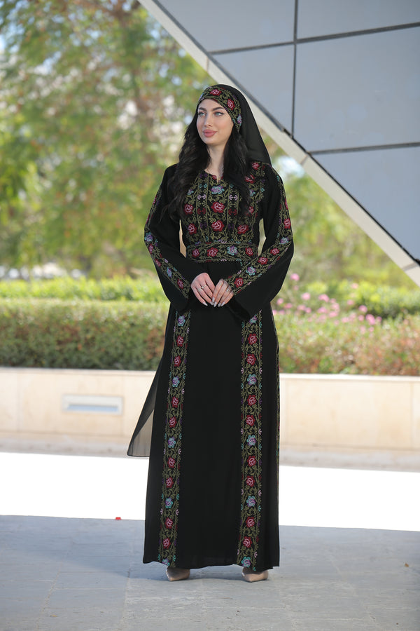 Luxury Oriental Embroidery Gown #120